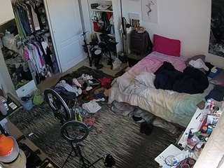 voyeurcam-hornyhostel-02