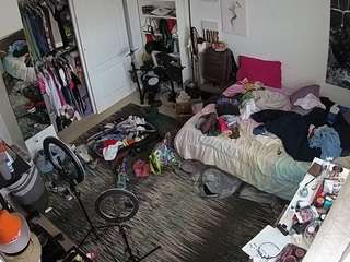 voyeurcam-hornyhostel-02