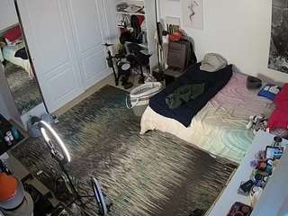 voyeurcam-hornyhostel-02
