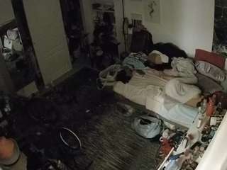 voyeurcam-hornyhostel-02