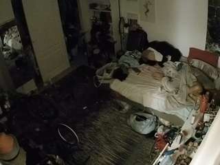 voyeurcam-hornyhostel-02