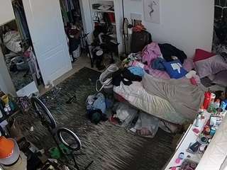 Questo modello è in diretta ora. voyeurcam-hornyhostel-02