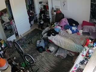 Dieses Model ist jetzt live. voyeurcam-hornyhostel-02
