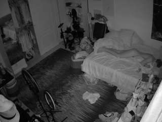 voyeurcam-hornyhostel-02