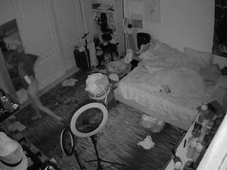 voyeurcam-hornyhostel-02