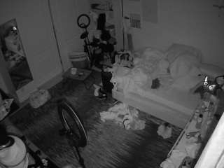 voyeurcam-hornyhostel-02