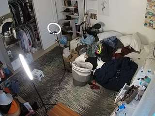 voyeurcam-hornyhostel-02