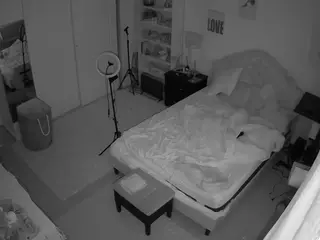 voyeurcam-hornyhostel-02's Live Sex Cam Show