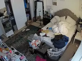 voyeurcam hornyhostel 02's Live Sex Cam Show