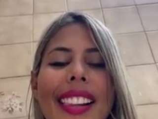 jennermd Fishnets live webcam