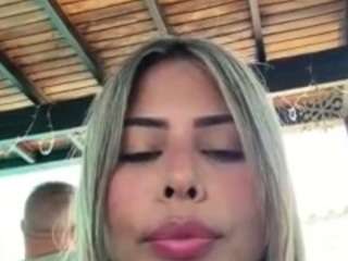 Live webcam model jennermd on Soda Cams