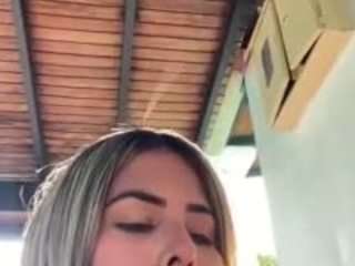 Live webcam model jennermd on Soda Cams