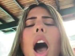 Live webcam model jennermd on Soda Cams