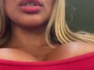 Live webcam model jennermd on Soda Cams