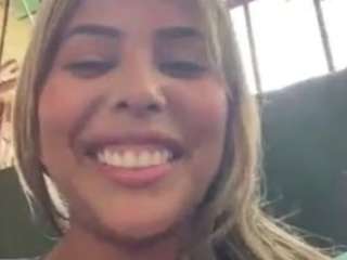 Live webcam model jennermd on Soda Cams