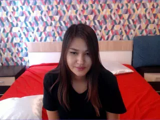 Hina Choi's Live Sex Cam Show