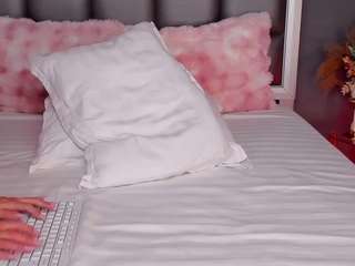 rachelquinn Live Webcam on CamSoda