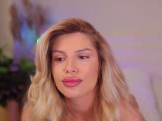 Live webcam model rachelquinn on Soda Cams