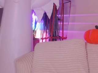 rachelquinn live on CamSoda