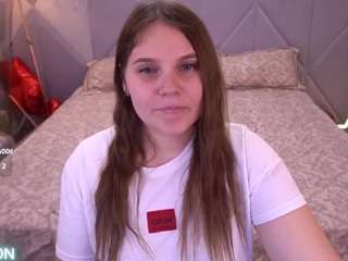 vinnasky's CamSoda show and profile