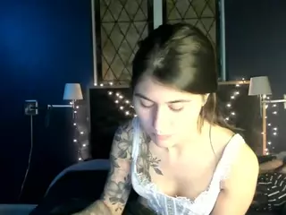 charlottemae's Live Sex Cam Show