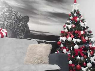 andreeaboobs Live Webcam on CamSoda