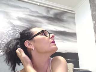 andreeaboobs's live room