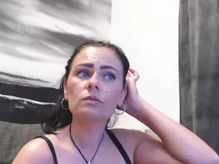 andreeaboobs's Live Sex Cam Show