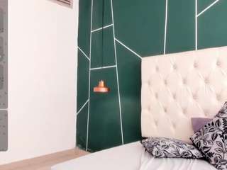 veronicalanz Live Webcam on CamSoda