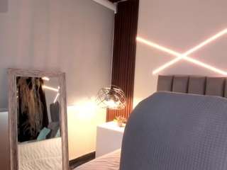 veronicalanz Live Webcam on CamSoda