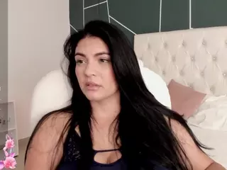 VERONICA's Live Sex Cam Show