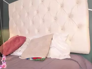 VERONICA's Live Sex Cam Show
