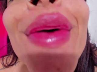 emyandaxel Sex Cam Show