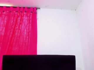 emyandaxel's profile