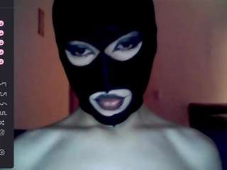 Tathiana — LIVE on Camsoda