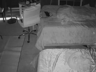 voyeurcam-baileybase-room webcam
