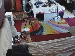 voyeurcam-baileybase-room