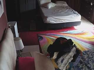 voyeurcam-baileybase-room