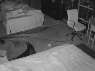 voyeurcam-baileybase-room