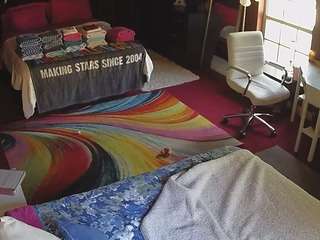 voyeurcam-baileybase-room