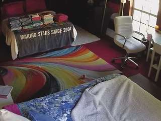 voyeurcam-baileybase-room