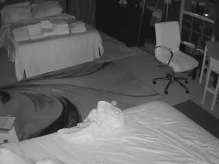 voyeurcam-baileybase-room