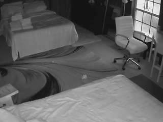 voyeurcam-baileybase-room