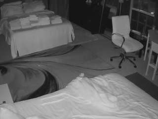 voyeurcam-baileybase-room
