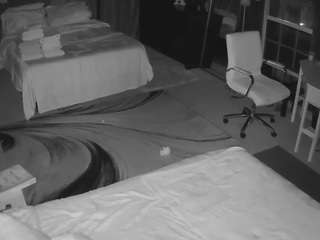 voyeurcam-baileybase-room
