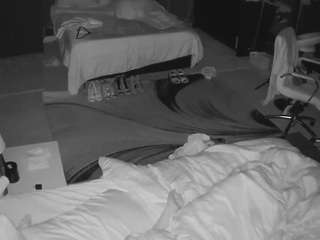 voyeurcam-baileybase-room