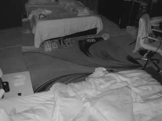 voyeurcam-baileybase-room