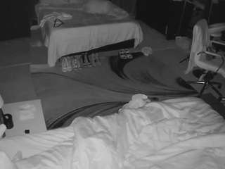 voyeurcam-baileybase-room