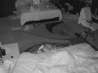 voyeurcam-baileybase-room
