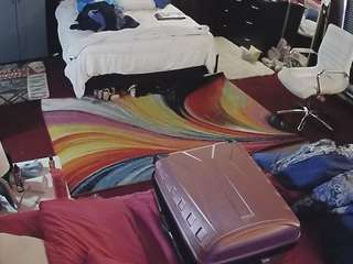 voyeurcam-baileybase-room